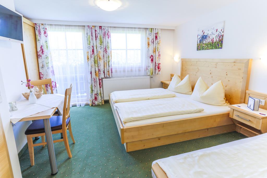 Noeglhof Villa Radstadt Ruang foto